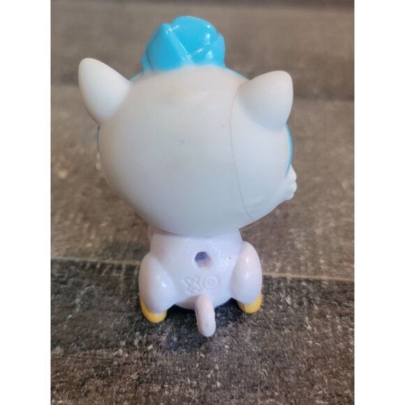 Blip LLC white cat heart Blue bow animal toy figure - Picture 3 of 4